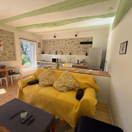La Bastide Aux Iris - Les Capucines Apartment Вилкроз Екстериор снимка